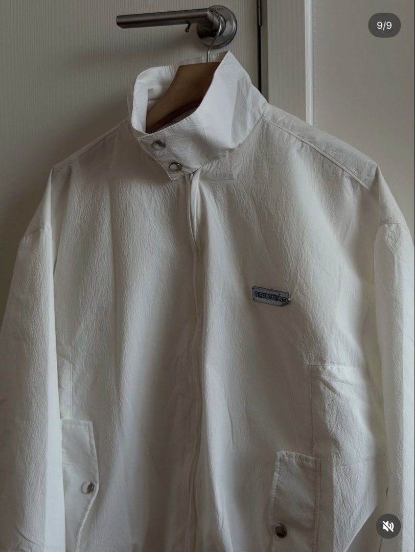Whose Studio Airframe Jacket (Category: Coats, Jackets and Outerwear) located in Singapore. Submitted by crushedredpepper (Listing ID 1443501772, Image 2). Description: Product description * Product Name: AIRFRAME JACKET - Whose Studio Standing Neck Wrinkled Umbrella Jacket * Material: High-quality 3-Layer Nylon Crinkle * Form: Boxy Fit AIRFRAME JACKET is developed from the inspiration of modern technical outerwear designs, focusing on minimalism