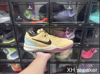 由 xh._.sneakers (刊登 ID 1443589084，圖片 1) 提交，位於 的 (類別：)，說明：。