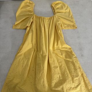 (Category: ) located in . Submitted by shopsofiascloset (Listing ID 1443530968, Image 1). Description: .