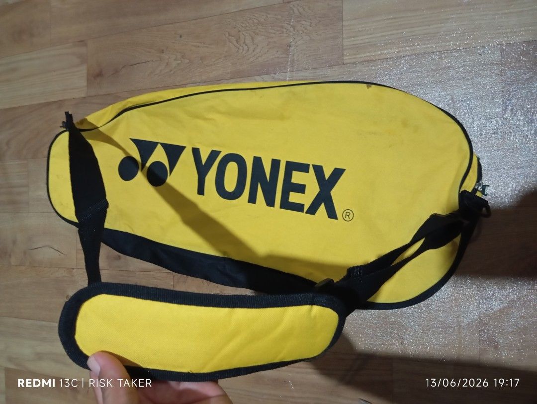 YONEX BADMINTON RACKET YELLOW BAG (Category: Racket and Ball Sports) located in Davao. Submitted by jhegaloutdoorshop (Listing ID 1443623755, Image 1). Description: YONEX BADMINTON RACKET YELLOW BAG.