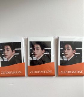 （分類：）位於 。 由 kpopfans_10 提交（商品編號 1443562733，圖片 1）。簡介： 。