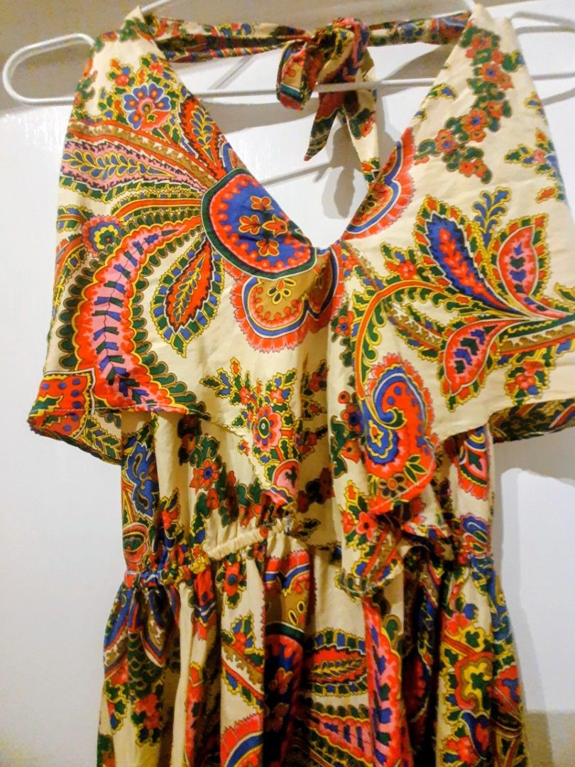 Zimmermann designer 100% silk halterneck paisley dress size 0 (Category: Women's Clothes) located in Balmain. Submitted by josephinaglover (Listing ID 1443399909, Image 3). Description: Zimmermann designer 100%silk dress stunning floaty silk paisley halterneck dress ruffles at the back elasticated waist size 0 (would fit 6-8) This dress is so beautiful, the photos really don't do it justice very comfortable to wear, the silk material feels so won