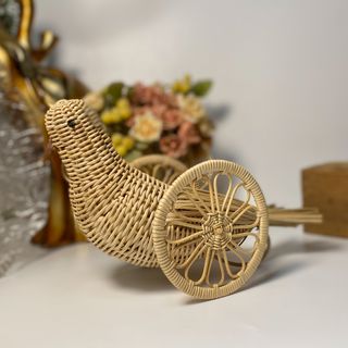(Category: ) located in . Submitted by madiscollectibles (Listing ID 1443755844, Image 1). Description: .