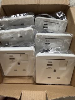 （分類：）位於 。 由 wmlamm 提交（商品編號 1443798071，圖片 1）。簡介： 。
