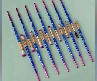 (Category: ) located in . Submitted by buysellcloset (Listing ID 1443745011, Image 1). Description: .