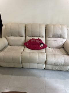(Category: ) located in . Submitted by priyadeals (Listing ID 1443723228, Image 1). Description: .