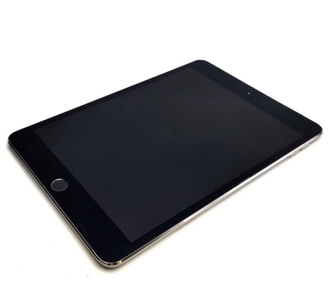 (Category: iPad) located in Singapore. Submitted by ijustwanttosellnbuy (Listing ID 1443910114, Image 2). Description: This is ipad mini 4 cellular .