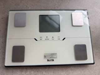 （分類：）位於 。 由 silentrive 提交（商品編號 1443715485，圖片 1）。簡介： 。