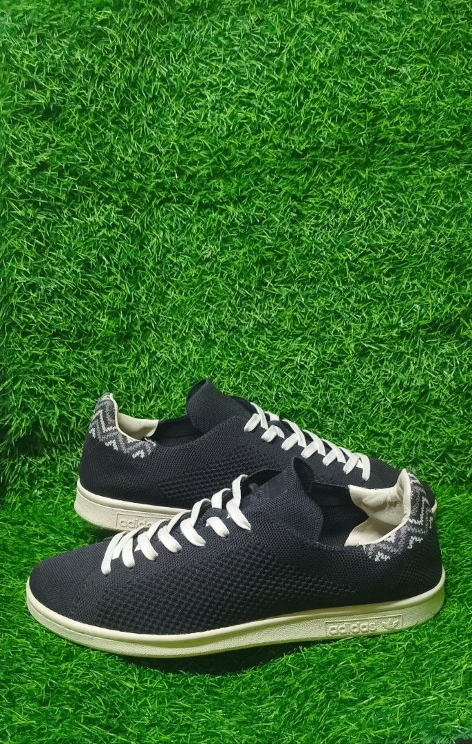 Adidas originals Stand smith (Category: Sneakers) located in Pasig City. Submitted by secretpeak103189 (Listing ID 1443833906, Image 1). Description: Adidas originals Stand smith US 11 EU 45.5.