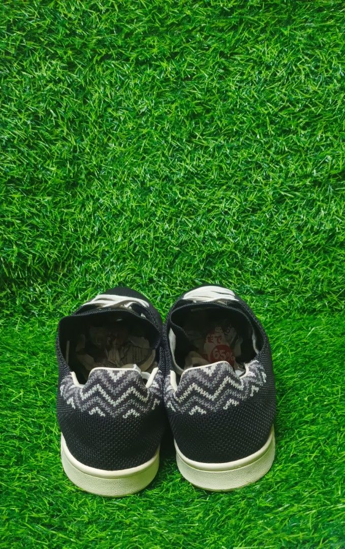 Adidas originals Stand smith (Category: Sneakers) located in Pasig City. Submitted by secretpeak103189 (Listing ID 1443833906, Image 3). Description: Adidas originals Stand smith US 11 EU 45.5.