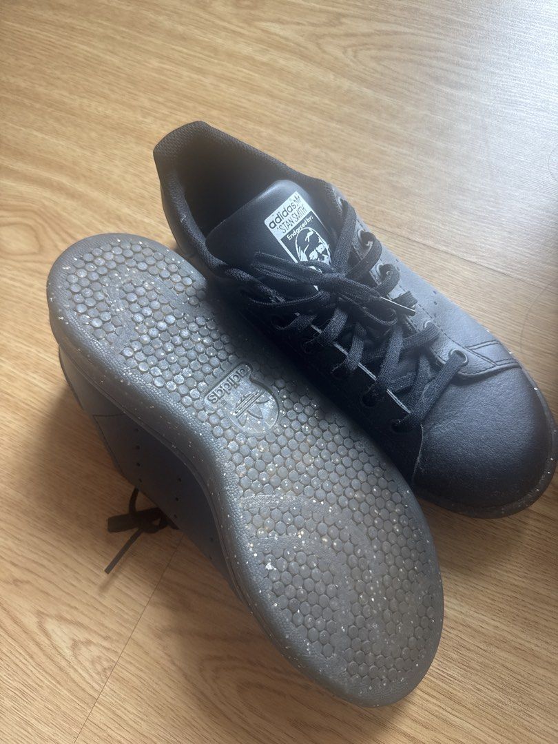 Adidas Stan Smith Black Glitter Sole Sneakers (Category: Sneakers) located in Pasig City. Submitted by angosays (Listing ID 1443755305, Image 3). Description: Black Adidas Stan Smith sneakers Classic design with a subtle glitter detail on the sole Used once RFS not my style See photo for size.
