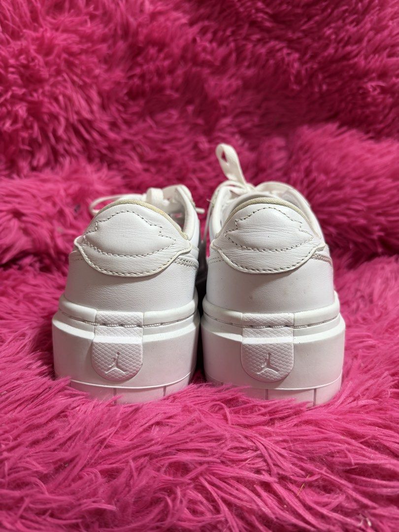AIR JORDAN 1 LOW SHOES (Category: Sneakers) located in Pasay City. Submitted by shishiel (Listing ID 1443715258, Image 3). Description: Air Jordan Elevate Low White on white Size:Uk 4.5 📍Meet up: Pasay area or Makati 🚌 can ship thru lalamove/Grab .