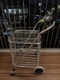 (Category: ) located in . Submitted by inoue.san (Listing ID 1443869669, Image 1). Description: .