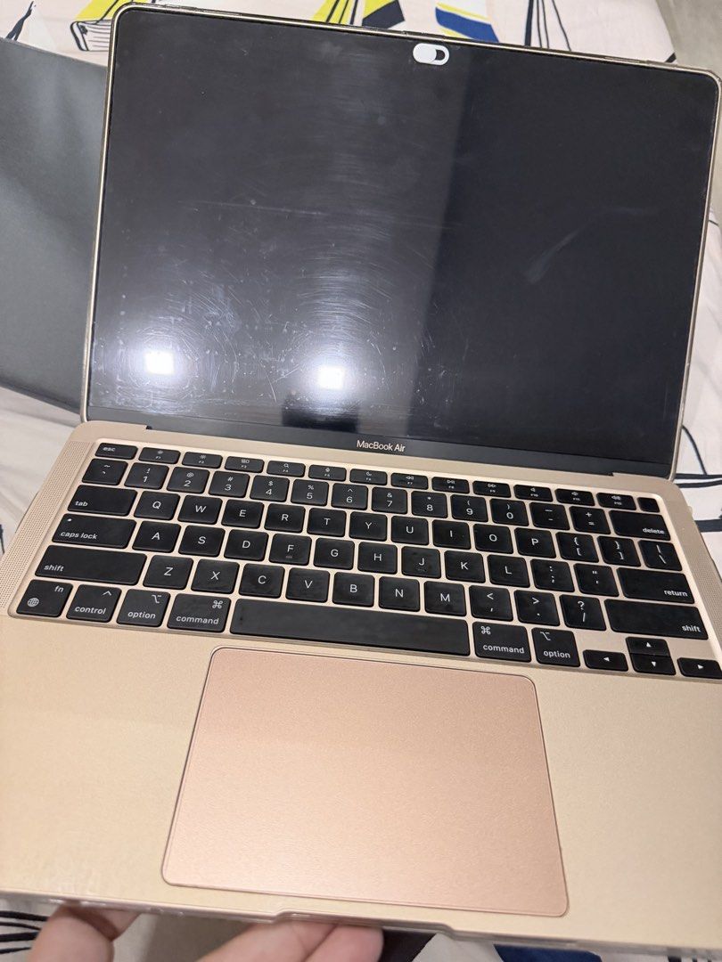 Apple MacBook Air M1, 2020, pink gold (Category: Laptops & Notebooks) located in Makati City. Submitted by rain3dr0ps (Listing ID 1443833596, Image 1). Description: - MacBook Air M1 Chip - Released: 2020 - Color: Gold - Memory: 8GB RAM - Operating System: macOS Tahoe 26.5.1 - Condition: no dents, no scratches - with box, test all you want - Sold as is, rfs: upgrade Batt health 86% Free apple keyboard Pick up in Avida Towers San Lorenzo Chino Roce