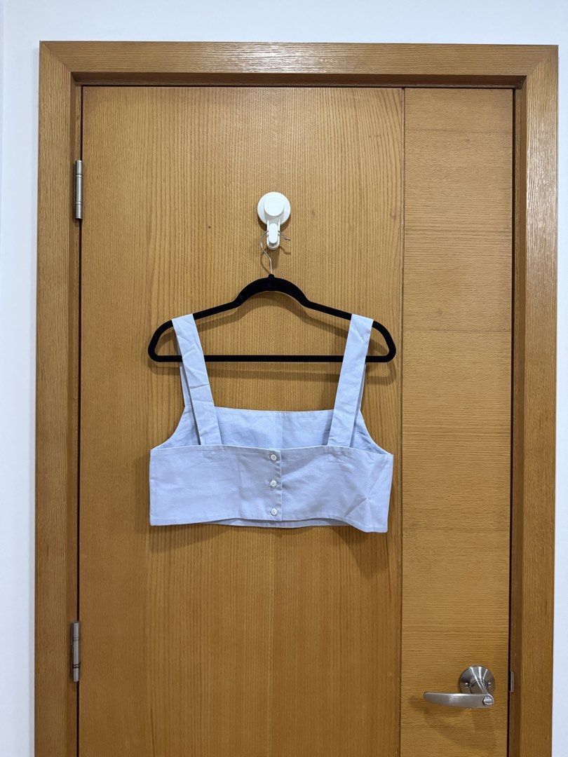 Araw the Line Light Blue Top (Category: Others Tops) located in Makati City. Submitted by miaco_ (Listing ID 1443821672, Image 2). Description: - Brand: Araw the Line - Color: Light Blue - size L.