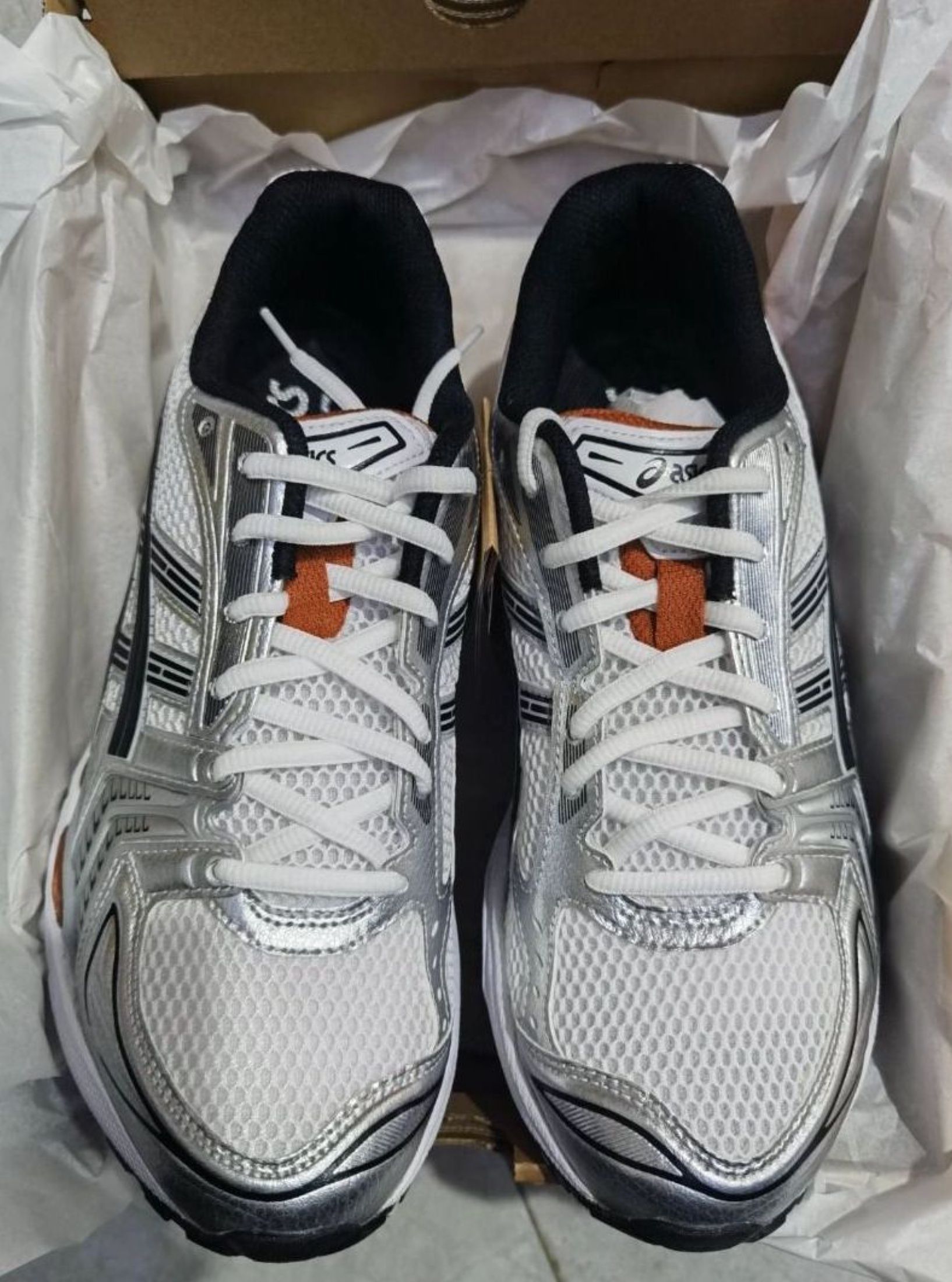 Asics Gel-Kayano 14 Silver White (Category: Sneakers) located in Singapore. Submitted by powildrabbitng (Listing ID 1443825581, Image 3). Description: 🎁 Fresh Drop Asics Asics Gel-Kayano 14 Silver White 📌 Brand New · Great quality 📌 Free ship · J&T/Ninja Van 📌 COD · Pay on delivery 📌 3-day confirm · Peace of mind ⏳ Ships after your confirmation.