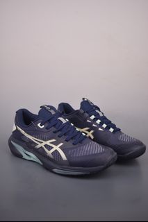 (Category: ) located in . Submitted by outletshoes (Listing ID 1443705869, Image 1). Description: .