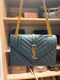 (Category: ) located in . Submitted by preloved_tdc (Listing ID 1443718825, Image 1). Description: .