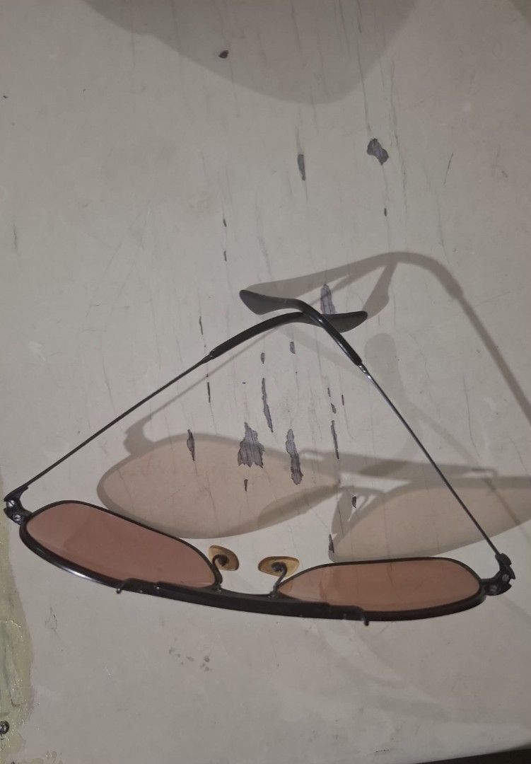 Aviator Sunglasses with Brown Lenses (Category: Sunglasses & Eyewear) located in Manila. Submitted by ginacruz899 (Listing ID 1443821253, Image 2). Description: .