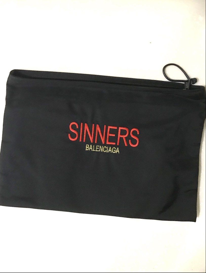 Balenciaga Sinner Clutch Bag (Category: Belt bags, Clutches and Pouches) located in Davao. Submitted by shocking.bargains (Listing ID 1443806986, Image 3). Description: .