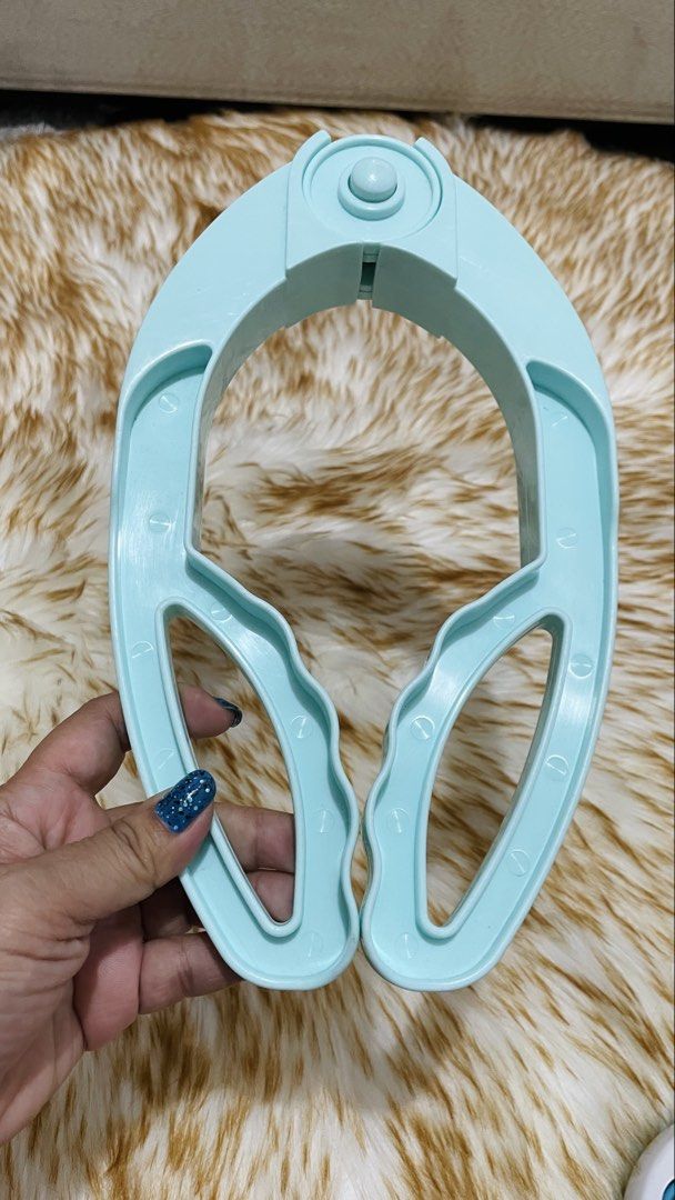 Beauty Shape Foot Massage Roller & Arm Stretcher Exercise (Category: Massage Devices) located in Quezon City. Submitted by sissymissy1527 (Listing ID 1443789337, Image 3). Description: ➡️MI Creations Beauty Shape Foot Roller (HH-708), a Japanese-made device designed for acupressure massage. It features blue rollers on the sides for arch massage and central protrusions for foot sole acupoint stimulation. ➡️Arm Stretcher Exercise .