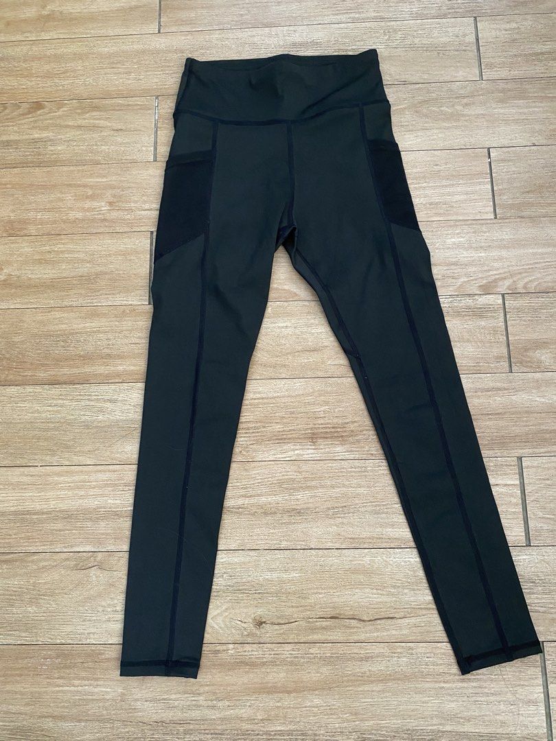 Black High Waisted Leggings with Pockets (Category: Other Bottoms) located in Cainta. Submitted by louellandrea (Listing ID 1443743163, Image 1). Description: - High-waisted black leggings - Pockets on both sides with mesh detail - Stretchy and comfortable material - Perfect for workouts or casual wear - XXS - S.