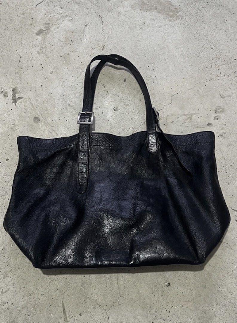 Black Leather Tote Bag with Buckle Straps (Category: Tote Bags) located in Pasig City. Submitted by iwillconsume (Listing ID 1443734538, Image 1). Description: .