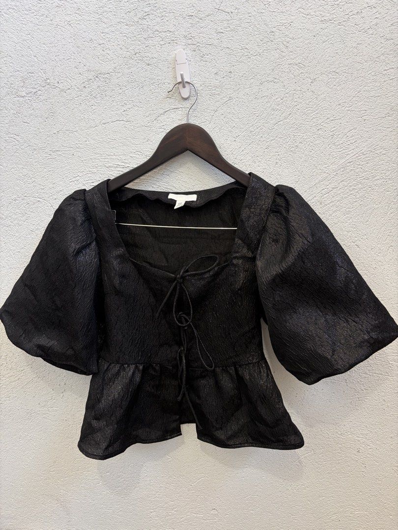 Black Textured Square Neck Tie Front Peplum Top (Category: Blouses) located in Davao. Submitted by shopwithrem (Listing ID 1443814356, Image 1). Description: Tie top Size runs kinda big .