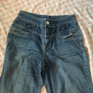 (Category: ) located in . Submitted by secondestyle (Listing ID 1443821036, Image 1). Description: .