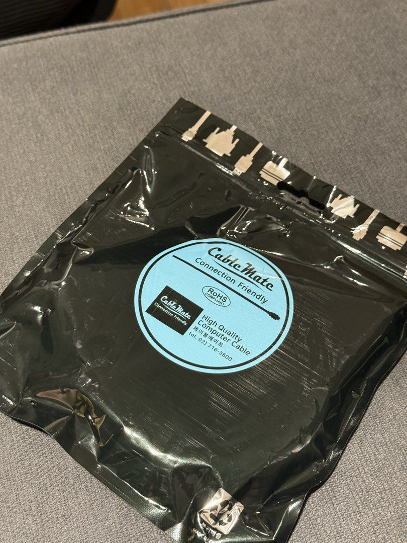 1.5M Long CableMate HDMI Version 2.0 Cable (Category: Cables & Adaptors) located in Makati City. Submitted by preheartedgoods (Listing ID 1443886315, Image 3). Description: - From Korea (Guaranteed Quality!!) - CableMate HDMI Cable - Version 2.0 - 1.5 meters long - High quality computer cable - Connection friendly NO ISSUE RFS: Spare Location: Makati Pickup/Delivery/Courier.