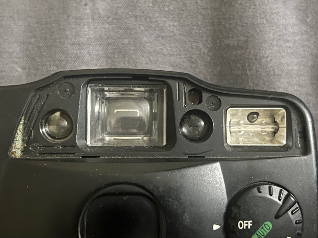 Canon Sureshot Owl / Sureshot AF-7 (Category: Cameras) located in Manila. Submitted by bxbyjxde04 (Listing ID 1443900543, Image 3). Description: Canon Sureshot Owl / Sureshot AF-7 35mm Canon Lens Automatic Film Advance / Motor Winder Automatic Flash with various settings and manual override Automatic Focusing / Exposing Self Timer Red Eye Reduction 2x AA Battery (Not Included) with Original Strap Issue Cosmetics 8/10 The cover for the flash area 