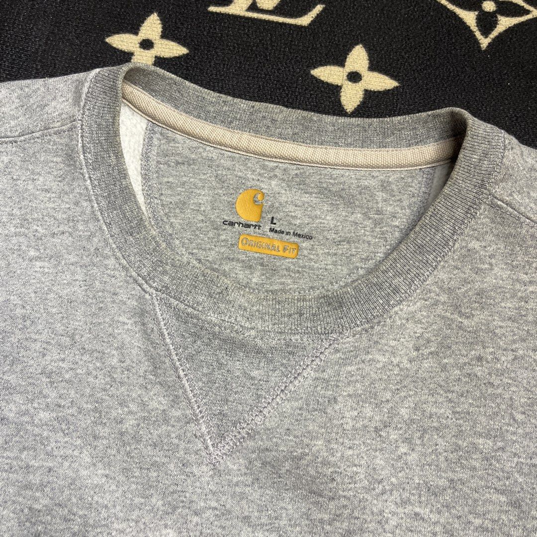 Carhartt K124 Crewneck Jacket (Category: Coats, Jackets and Outerwear) located in Dasmarinas. Submitted by eldosthrift (Listing ID 1443828226, Image 2). Description: Carhartt K124 Crewneck Jacket Large (24x30) Excellent No issue.