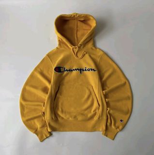 (Category: ) located in . Submitted by ali_thriftzz (Listing ID 1443806930, Image 1). Description: .