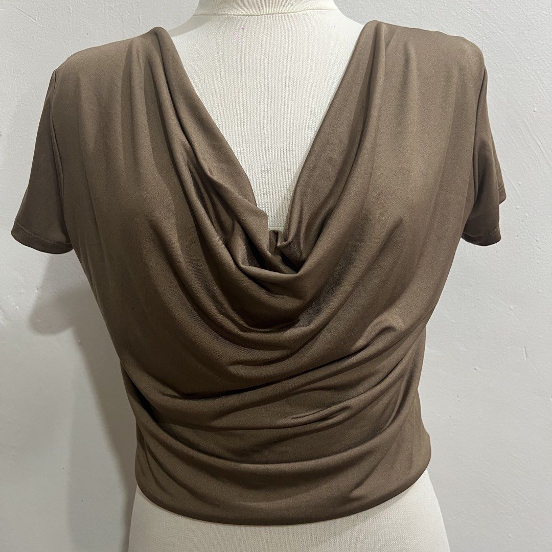 Choco Brown Top (Category: Others Tops) located in Pasay City. Submitted by annedeclutter (Listing ID 1443878963, Image 2). Description: Size: Medium-Large.
