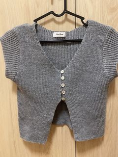（分類：）位於 。 由 drealizeee 提交（商品編號 1443762373，圖片 1）。簡介： 。