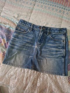 (Category: ) located in . Submitted by fandh_essentials (Listing ID 1443788830, Image 1). Description: .
