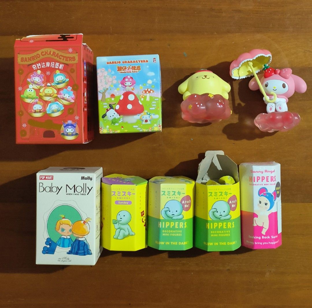 Clearing Blind Boxes: Sanrio My Melody Pompompurin, Baby Molly, Smiski, Sonny Angel Popmart (Category: Designer & Blind Box Toys) located in Singapore. Submitted by sadrac00n (Listing ID 1443817842, Image 1). Description: * Hoping to get a few bucks from this so chat and state your offer price + which item(s), otherwise will ignore/reject * no fixed price so don't ask how much - Clearing most of my undisplayed figurines - Baby Molly and Sonny Ang