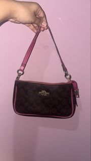 (Kategori: ) berada di . Dikirim oleh morestuffhere (ID iklan 1443824434, Gambar 1). Deskripsi: .