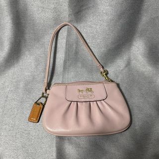 (Category: ) located in . Submitted by bakatzy_secondhand_garments (Listing ID 1443702873, Image 1). Description: .