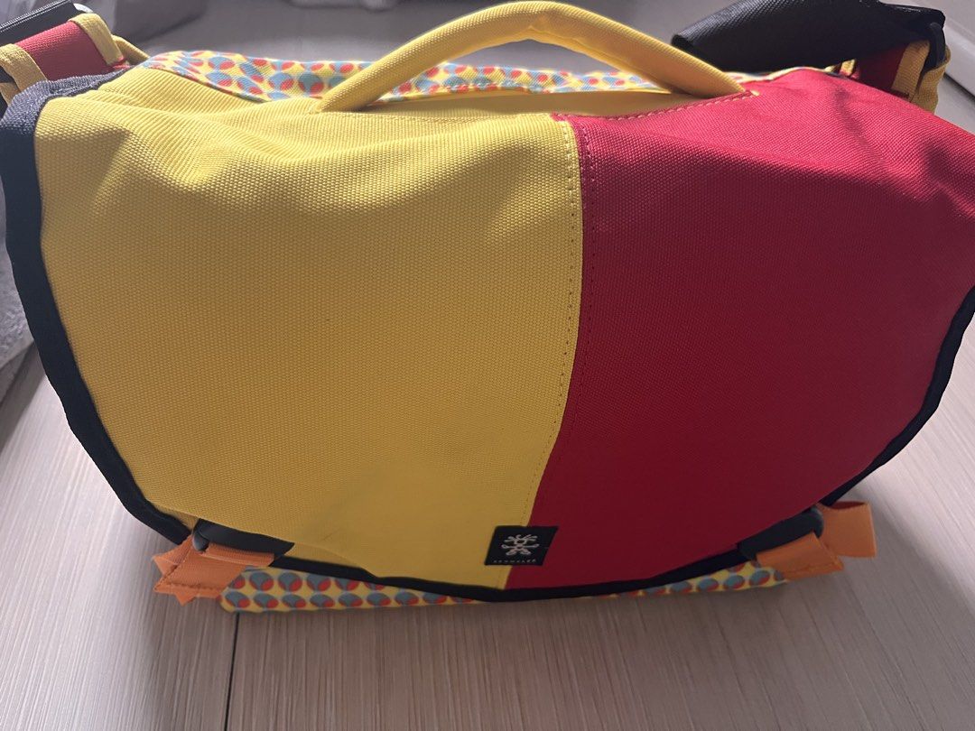 Crumpler Bigger Version Camera Bag - Multi-purpose Carry-on (Category: Camera Bags & Carriers) located in Manila. Submitted by avery192224 (Listing ID 1443813517, Image 2). Description: - Bigger Crumpler camera bag - Can be used as a multi-purpose carry-on - Original price: P5,450 - Selling for: P2,500 - Great deal for a versatile bag!.
