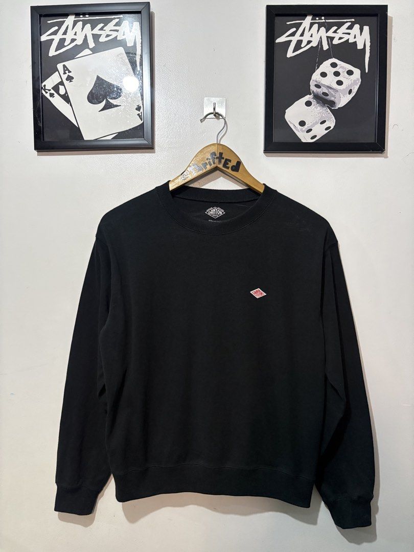 Danton France Sweater (Category: Tshirts & Polo Shirts ) located in Makati City. Submitted by ThriftedGoods (Listing ID 1443881916, Image 1). Description: Feel free to ask for more detailed photos In excellent condition No issues Length-23 Width-20.