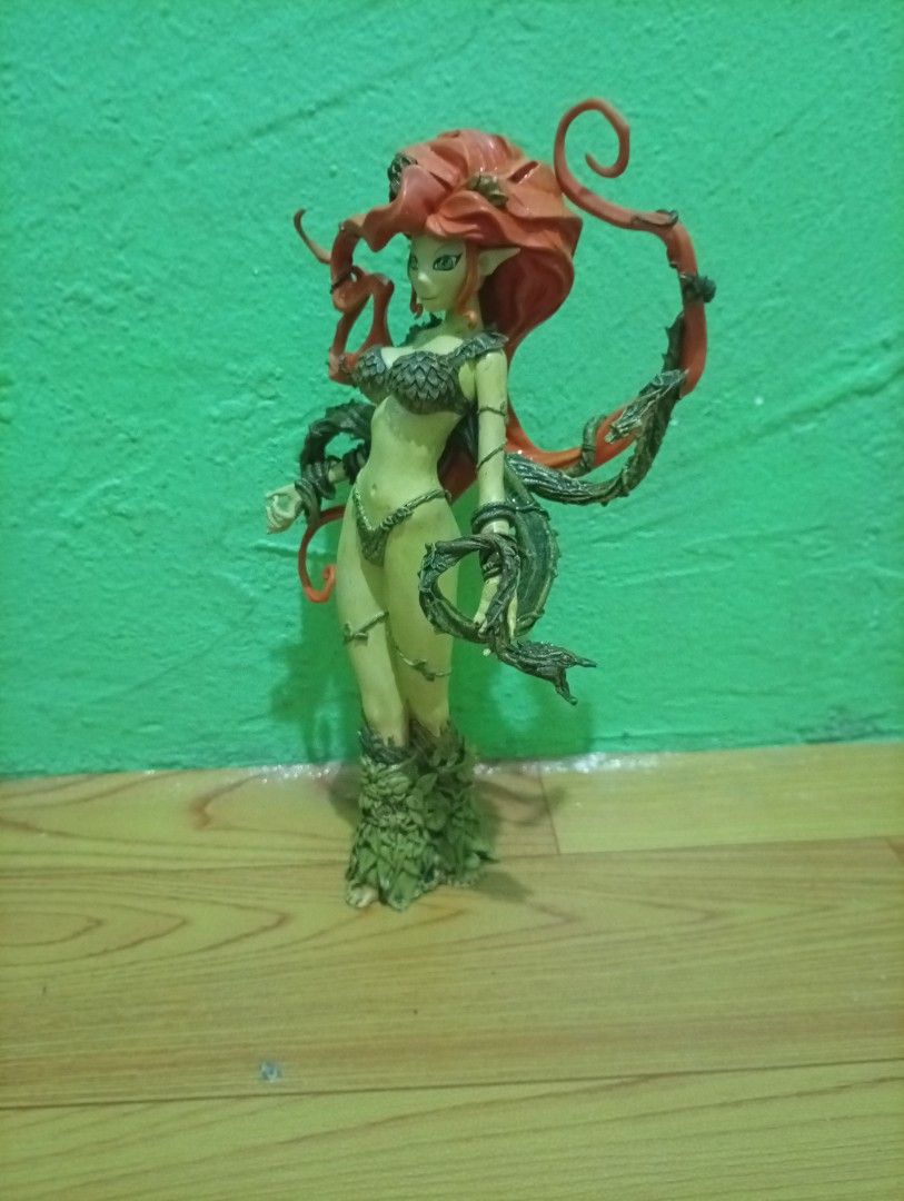 DC ©2009 Poison Ivy PVC Statue (Category: Figurines & Statues) located in Manila. Submitted by mojonarchives (Listing ID 1443749776, Image 2). Description: DC Ame-Comi ©2009 Heroine Series Poison Ivy PVC Statue 9 Inches tall Delivery Every Saturday 🙏❤️ location Quezon City MOP Gcash MOD Jnt Express 🚀.