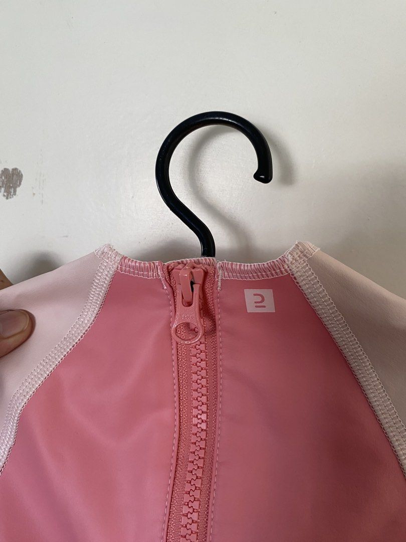 Decathlon Wetsuit for kids 2-4T (Category: Babies & Kids Fashion) located in Mabalacat. Submitted by mamacda (Listing ID 1443704910, Image 3). Description: bought this for 1k+, barely used.