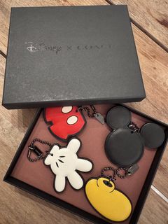 (Category: ) located in . Submitted by lovebooksandfashion (Listing ID 1443880216, Image 1). Description: .