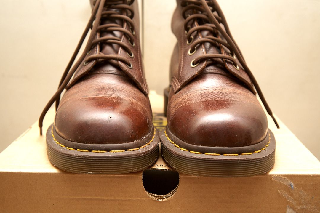 Doc Martens 1460 Carpathian Leather - Tan (Category: Boots) located in Quezon City. Submitted by melomonserrat (Listing ID 1443770931, Image 2). Description: - 8-eye 1460 boot, made with Carpathian: a soft, flexible full-grain leather with a naturally tumbled texture - Tan color - with box Issue: leather scratch on the toe of the right boot can send more photos if needed bdo/gcash/maribank Fairview, QC location.