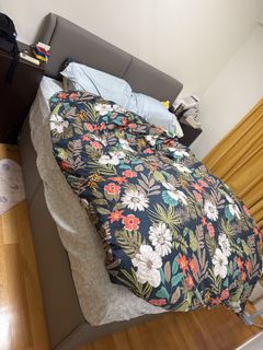 （分類：）位於 。 由 owneedu 提交（商品編號 1443888020，圖片 1）。簡介： 。