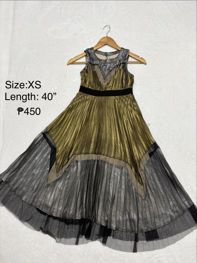 Evening Sleeveless Dress (Category: Evening dresses & gowns) located in Antipolo. Submitted by chaeramia (Listing ID 1443741265, Image 1). Description: .