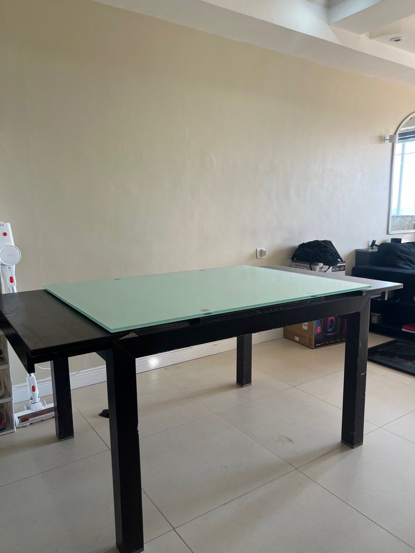 Extendable Glass Top Dining Table (Category: Tables & Sets) located in Quezon City. Submitted by ashleywhooo (Listing ID 1443806233, Image 3). Description: LWH 120 x 90 x 75 Extenders 22cm on both sides Pick Up only .