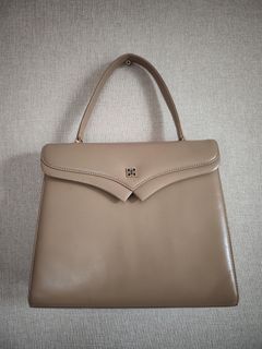 （分類：）位於 。 由 Eshalcollection 提交（商品編號 1443712577，圖片 1）。簡介： 。