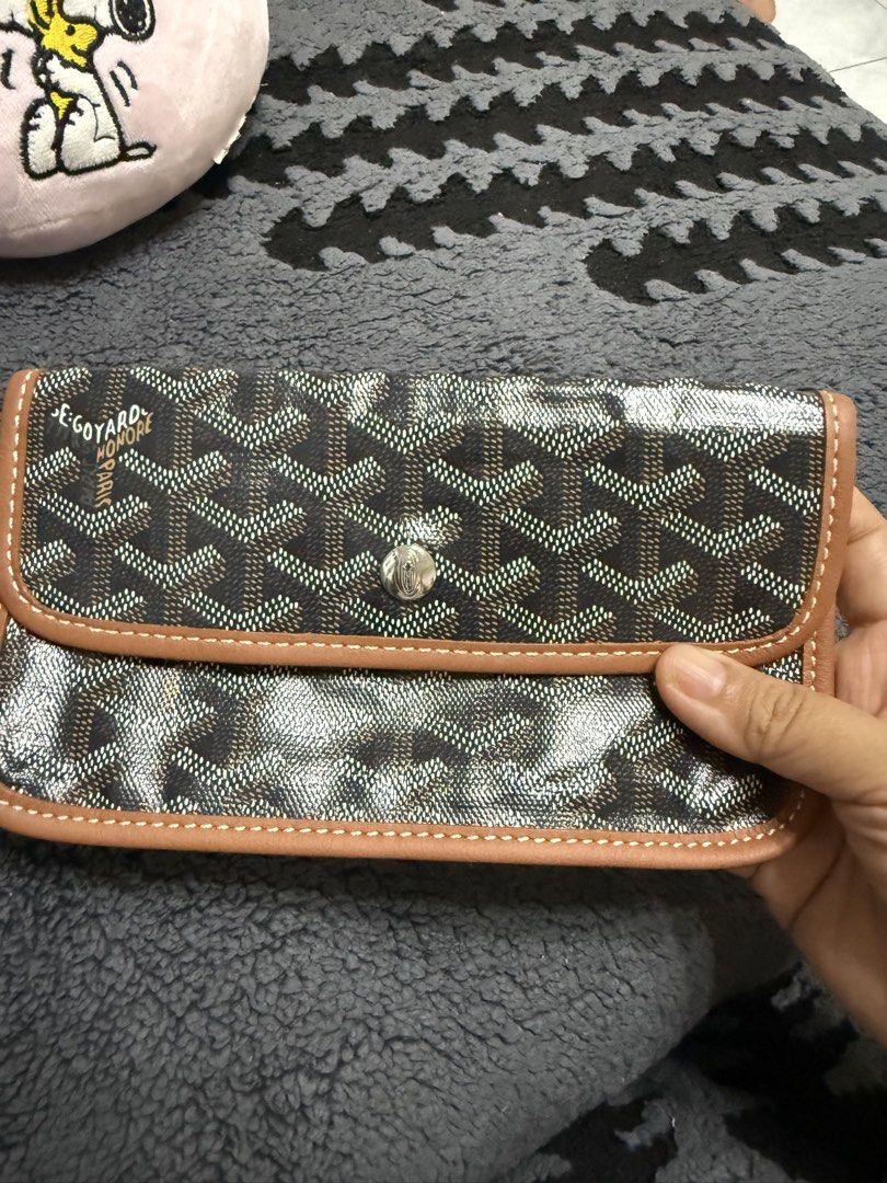 Goyard St Louis Pouch (Category: Luxury Bags & Wallets) located in Malasiqui. Submitted by heyitsmejenni (Listing ID 1443735207, Image 1). Description: Authentic or money back guarantee. Meet up Pangasinan area Free Shipping via LBC.